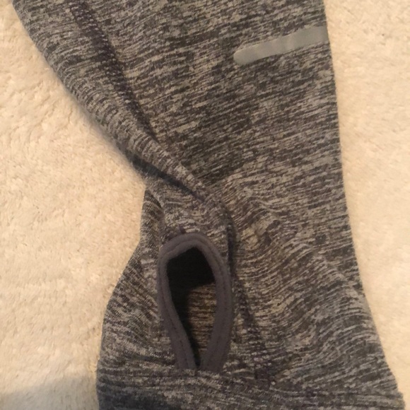 Nike pullover - Picture 4 of 5